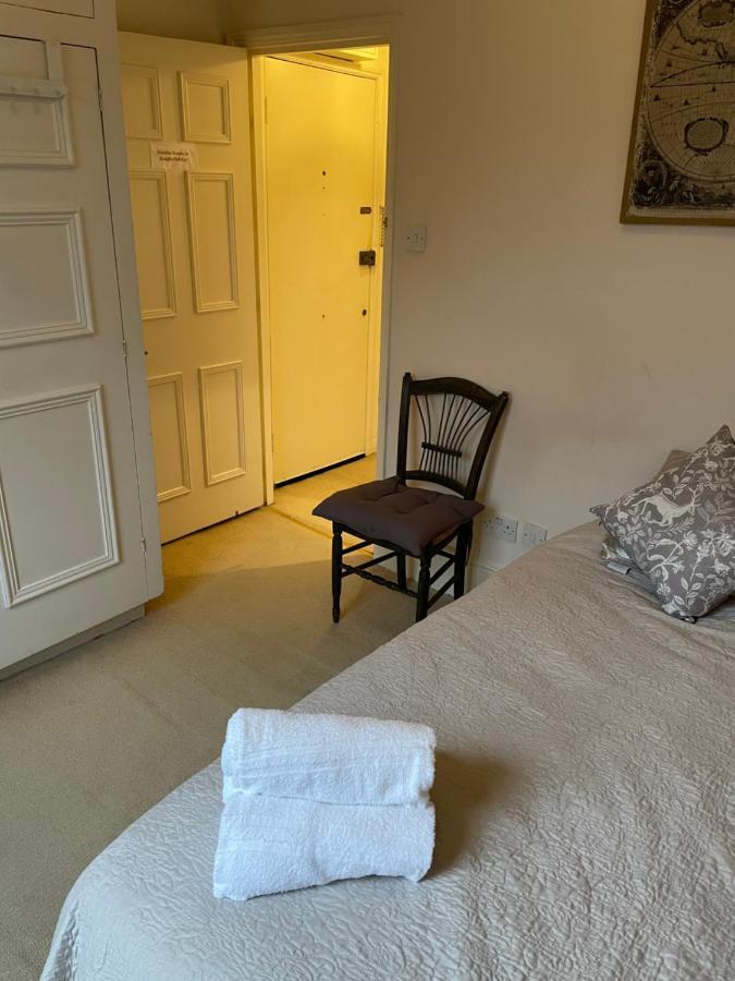 Double Room With Garden View Londyn Zewnętrze zdjęcie